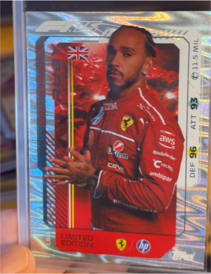 2025 Topps Turbo Attax F1 Limited Edition Amethyst #LE 20 Lewis Hamilton — front