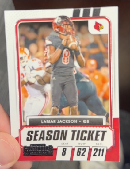 2021 Panini Contenders Draft Picks Season Ticket #22 Lamar Jackson — front