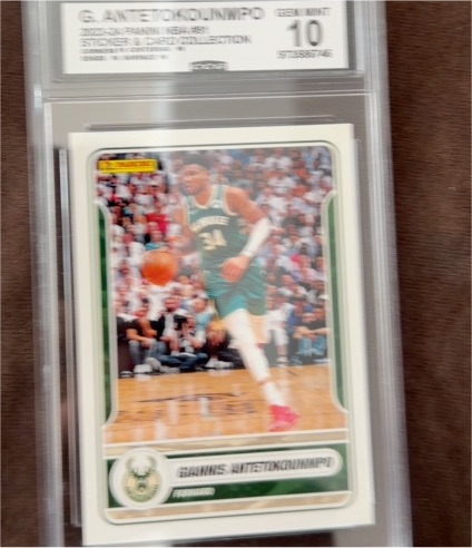 2023-24 Panini NBA Sticker & Card Collection #3 Giannis Antetokounmpo — front