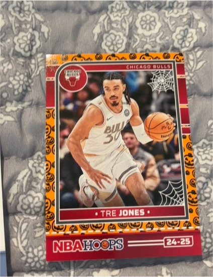 2024-25 Panini Haunted Hoops #23 Tre Jones — front