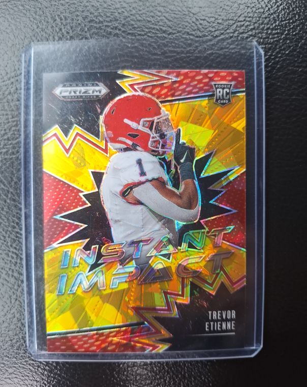 2025 Panini Prizm Draft Picks Instant Impact #II-16 Trevor Etienne — front
