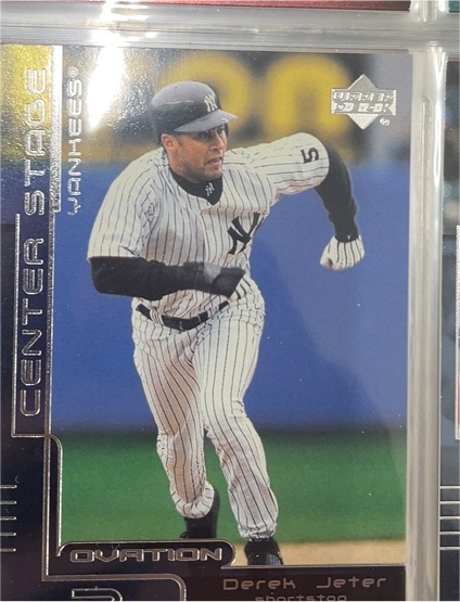2000 Upper Deck Ovation Center Stage Silver #CS8 Derek Jeter — front