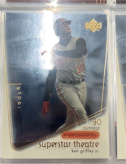 2001 Upper Deck Ovation Superstar Theatre #ST2 Ken Griffey Jr. — front