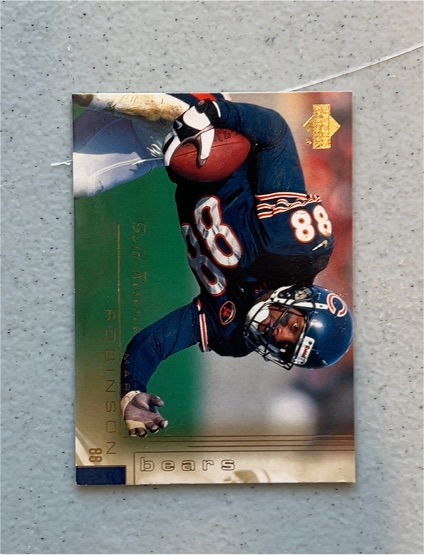 2000 Upper Deck #40 Marcus Robinson — front