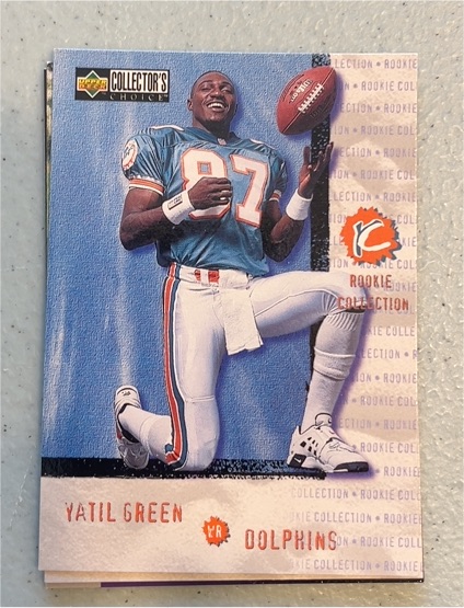 1997 Upper Deck Collector's Choice Rookie Collection #329 Yatil Green — front