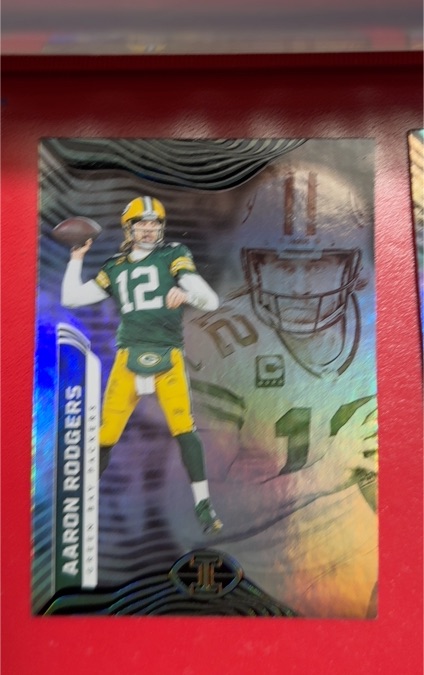 2022 Panini Illusions #33 Aaron Rodgers — front