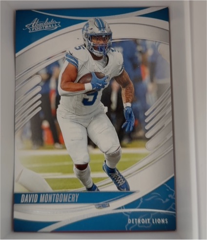 2025 Panini Absolute #16 David Montgomery — front