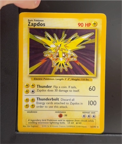 1999 Pokémon #16 Zapdos — front