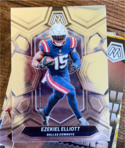 2024 Panini Mosaic #58 Ezekiel Elliott — front