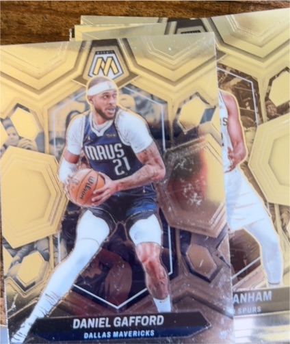 2023-24 Panini Mosaic #21 Daniel Gafford — front