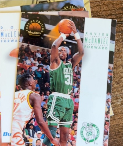 1993-94 SkyBox Premium #34 Xavier McDaniel — front