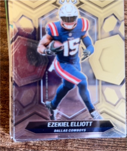 2024 Panini Mosaic #58 Ezekiel Elliott — front