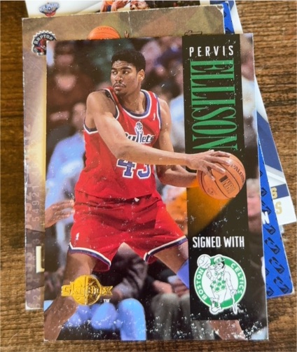 1994-95 SkyBox Premium #172 Pervis Ellison — front