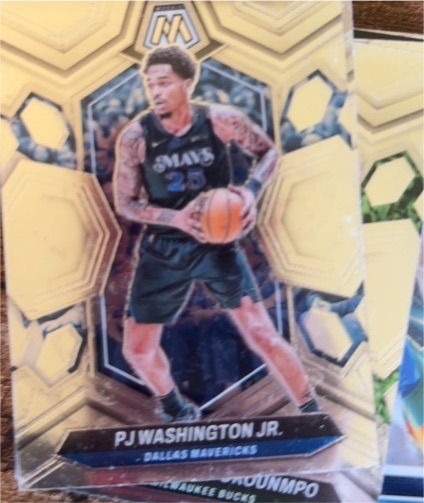 2023-24 Panini Mosaic #80 P.J. Washington Jr. — front