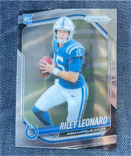 2025 Panini Prizm #342 Riley Leonard — front