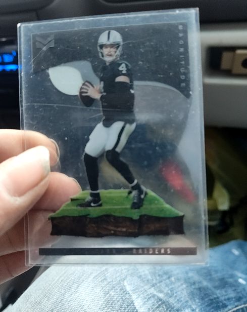 2021 Panini Chronicles Magnitude #MAG-21 Derek Carr — front