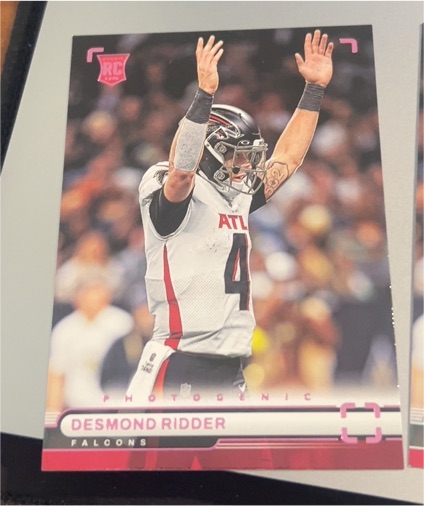 2022 Panini Chronicles #PH-35 Desmond Ridder Photogenic Rookie — front