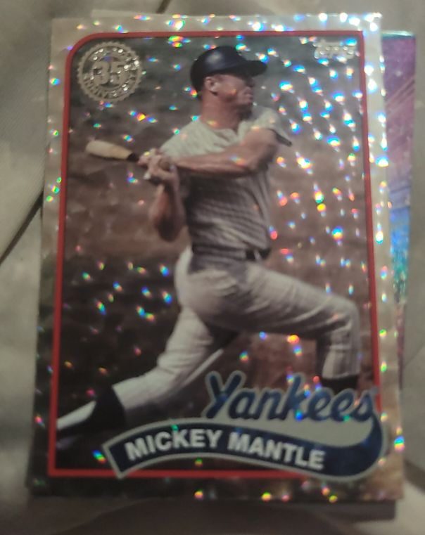 2024 Topps Series 2 1989 Topps #89B2-21 Mickey Mantle — front