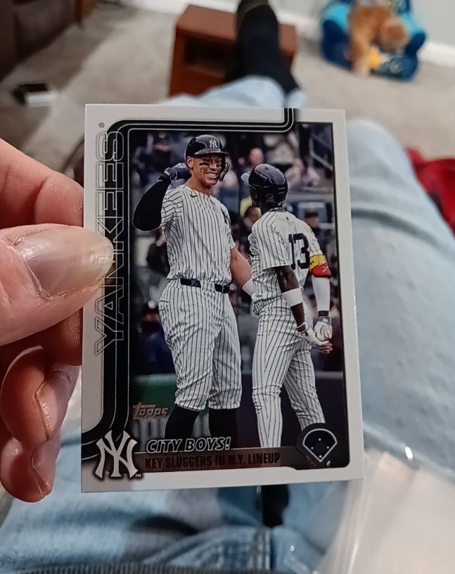 2025 Topps Update Series #US85 Aaron Judge / Jazz Chisholm Jr. — front