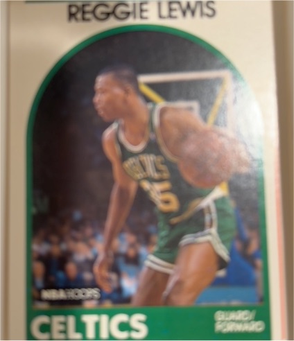 1989-90 Hoops #17 Reggie Lewis — front