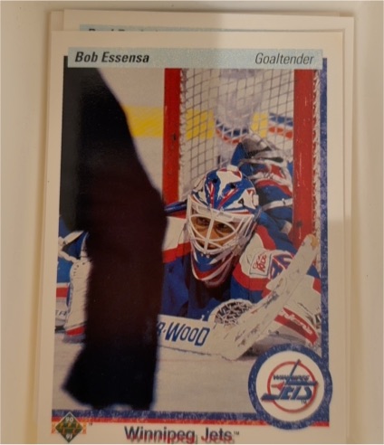 1990-91 Upper Deck #122 Bob Essensa — front