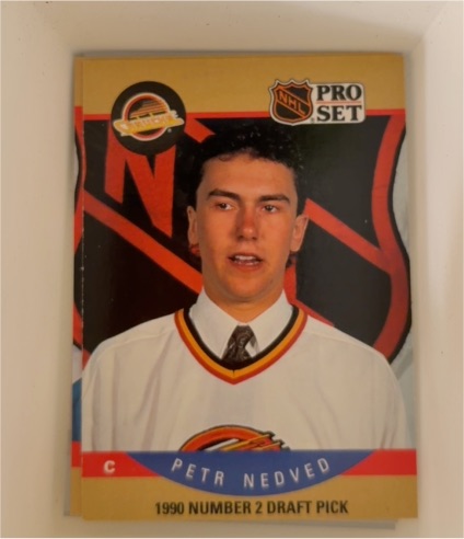 1990-91 Pro Set #402 Petr Nedved — front