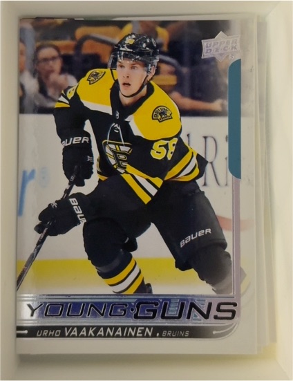 2018-19 Upper Deck #468 Urho Vaakanainen Young Guns — front