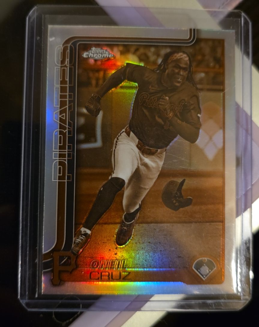 2025 Topps Chrome #252 Oneil Cruz — front