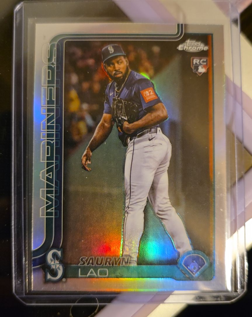 2025 Topps Chrome Update #USC198 Sauryn Lao — front