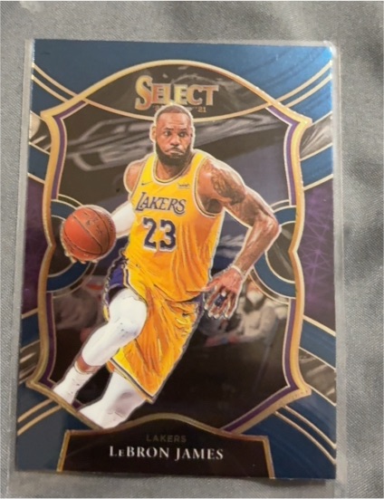 2020-21 Panini Select Concourse #23 LeBron James — front