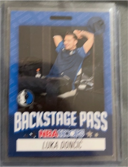 2020-21 Panini NBA Hoops #1 Luka Doncic Backstage Pass — front