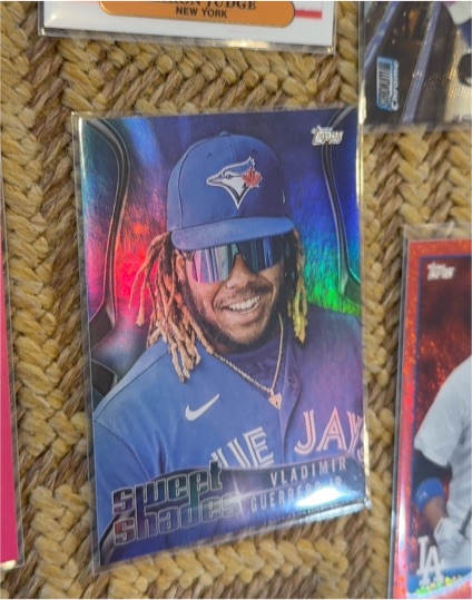2022 Topps Series 2 Sweet Shades #SS-5 Vladimir Guerrero Jr. — front