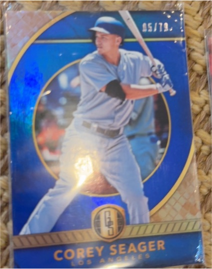 2017 Panini Chronicles Gold Standard Blue #14 Corey Seager — front