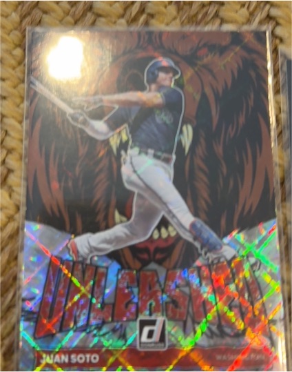 2022 Donruss #UL-8 Juan Soto Unleashed Pink Fireworks — front