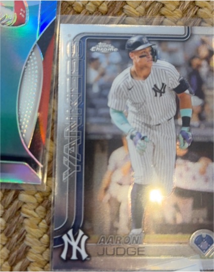 2025 Topps Chrome #300 Aaron Judge — front