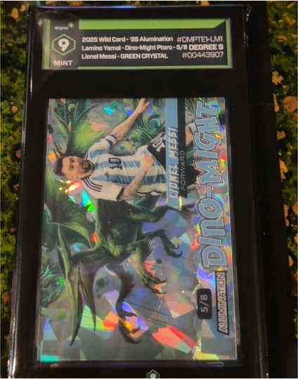 2025 Wild Card Alumination #25 Lionel Messi Dino-Might Ptero — front