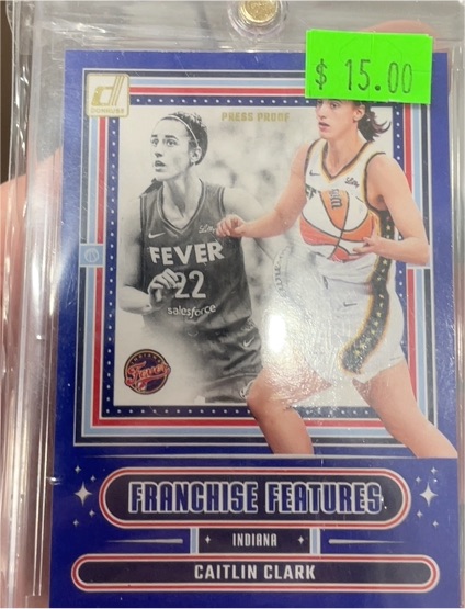 2025 Donruss WNBA #13 Caitlin Clark Franchise Features Press Proof Blue — front