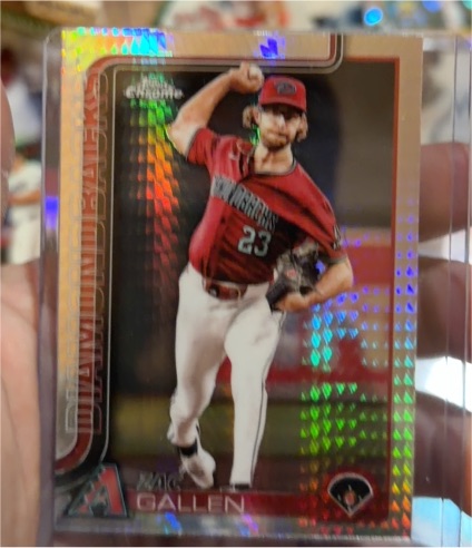 2025 Topps Chrome #4 Zac Gallen — front