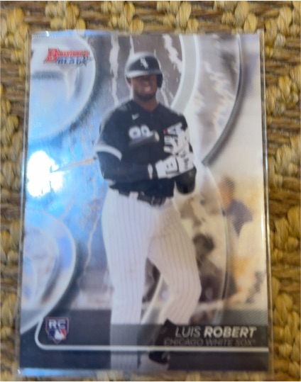2020 Bowman's Best #10 Luis Robert — front