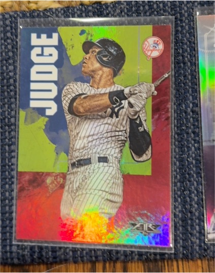 2019 Topps Fire #122 Aaron Judge — front