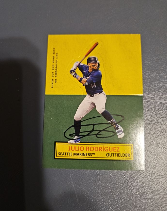 2025 Topps Archives #64SU-24 Julio Rodríguez — front