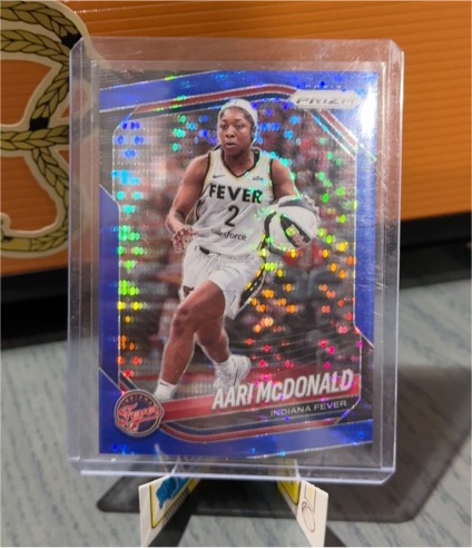 2025 Panini Prizm WNBA #10 Aari McDonald — front