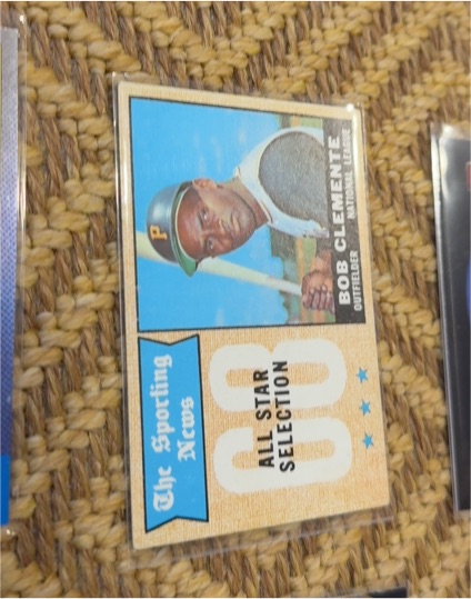 1968 Topps #374 Bob Clemente — front