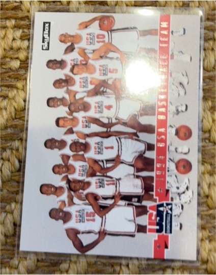 1994 SkyBox USA #83 1994 USA Basketball Team — front