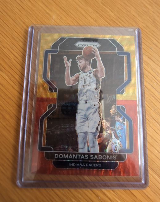 2021-22 Panini Prizm #183 Domantas Sabonis — front