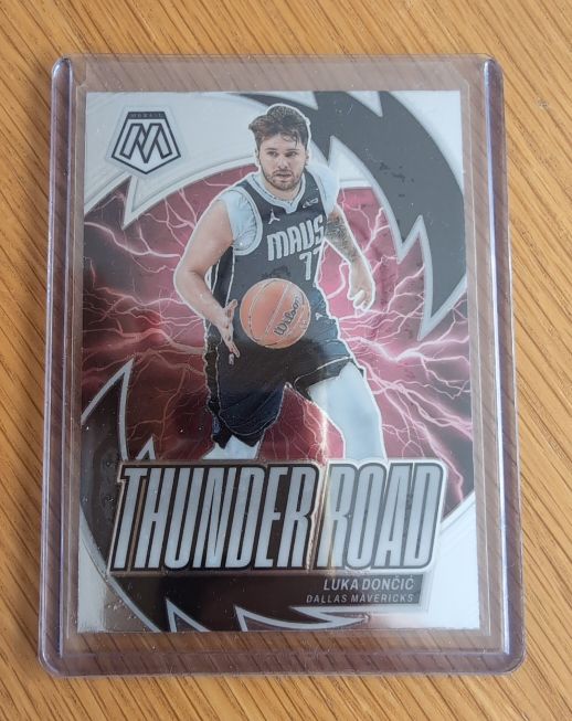 2023-24 Panini Mosaic #20 Luka Doncic Thunder Road — front