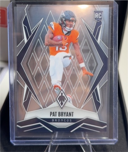 2025 Panini Phoenix #184 Pat Bryant — front
