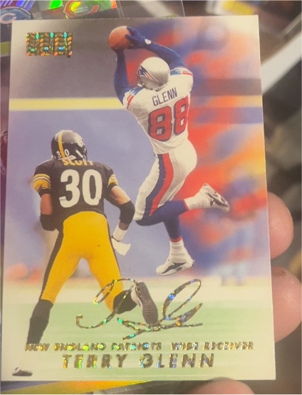 1998 SkyBox Premium #14 Terry Glenn — front