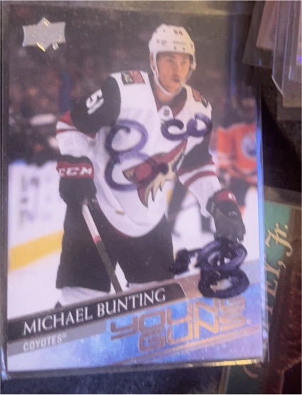 2020-21 Upper Deck #727 Michael Bunting — front