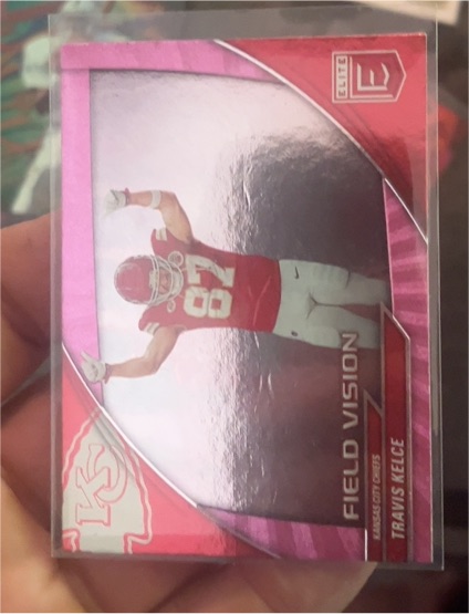 2024 Panini Donruss Elite #5 Travis Kelce Field Vision Green — front